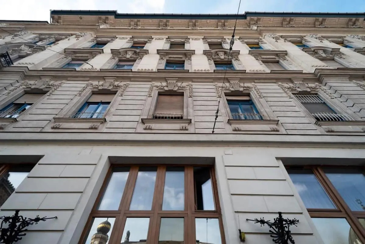 Central Apartment In Front Of The Synagogue Budapest 0*,  Hungary